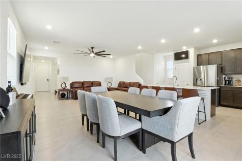 10106 Queens Pearl Street Las Vegas NV 89141