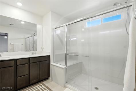 10106 Queens Pearl Street Las Vegas NV 89141