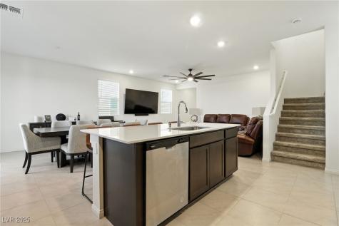 10106 Queens Pearl Street Las Vegas NV 89141
