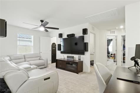 10106 Queens Pearl Street Las Vegas NV 89141