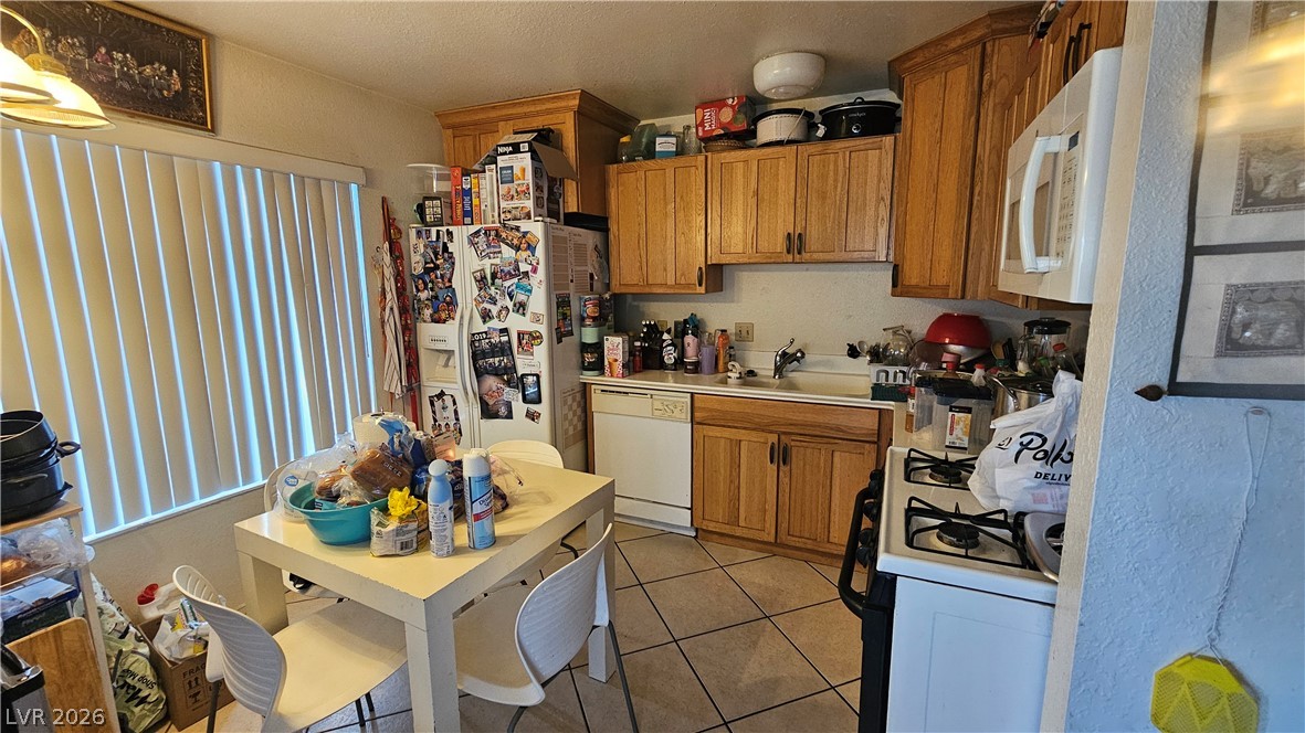 4418 Pinegrove Street Las Vegas NV 89147