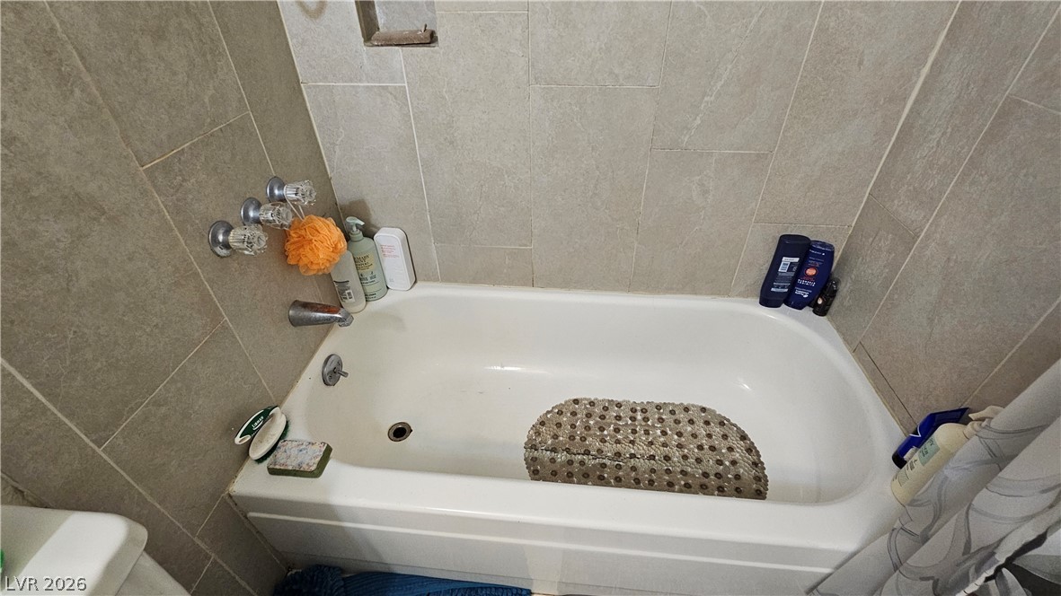 4418 Pinegrove Street Las Vegas NV 89147