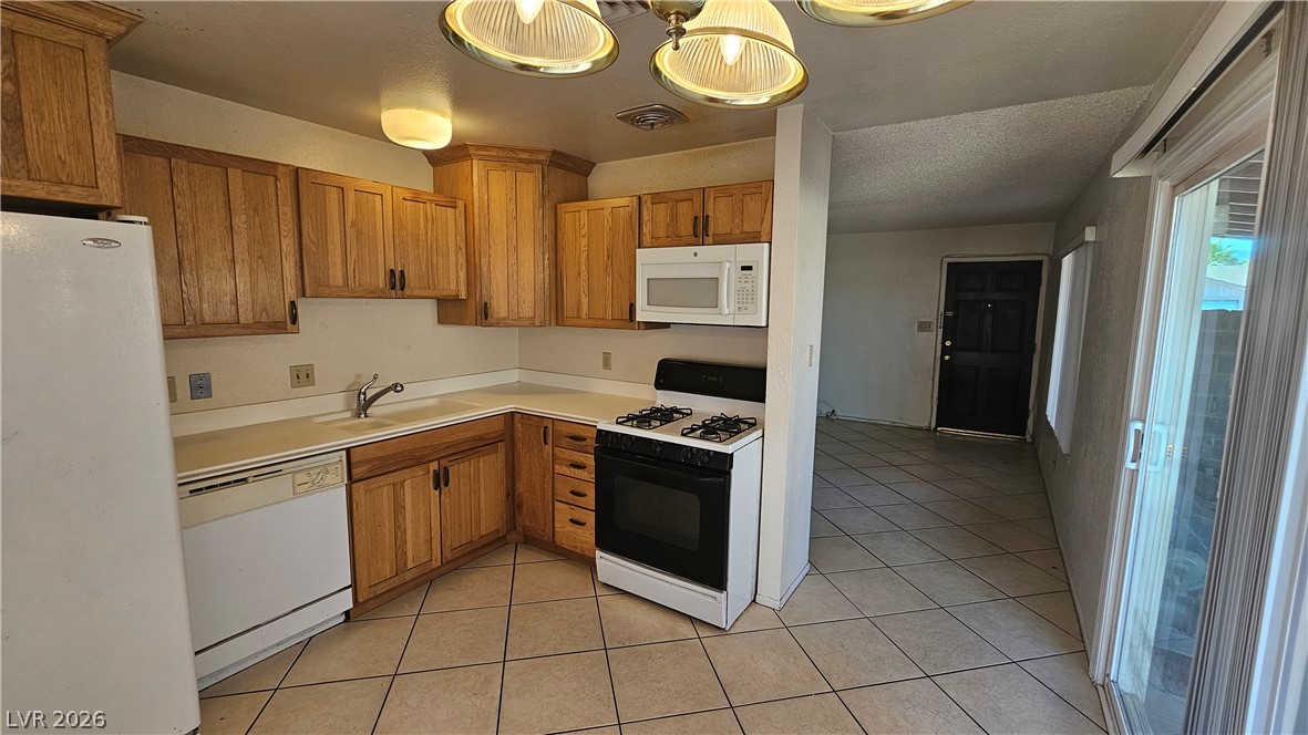 4418 Pinegrove Street Las Vegas NV 89147