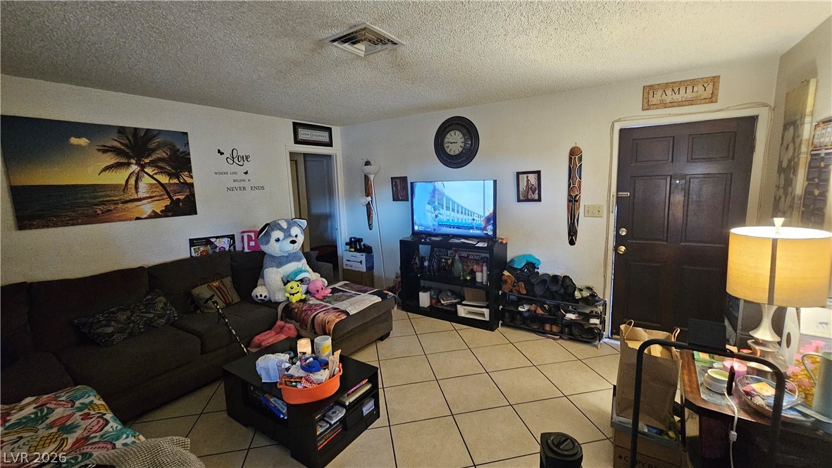 4418 Pinegrove Street Las Vegas NV 89147