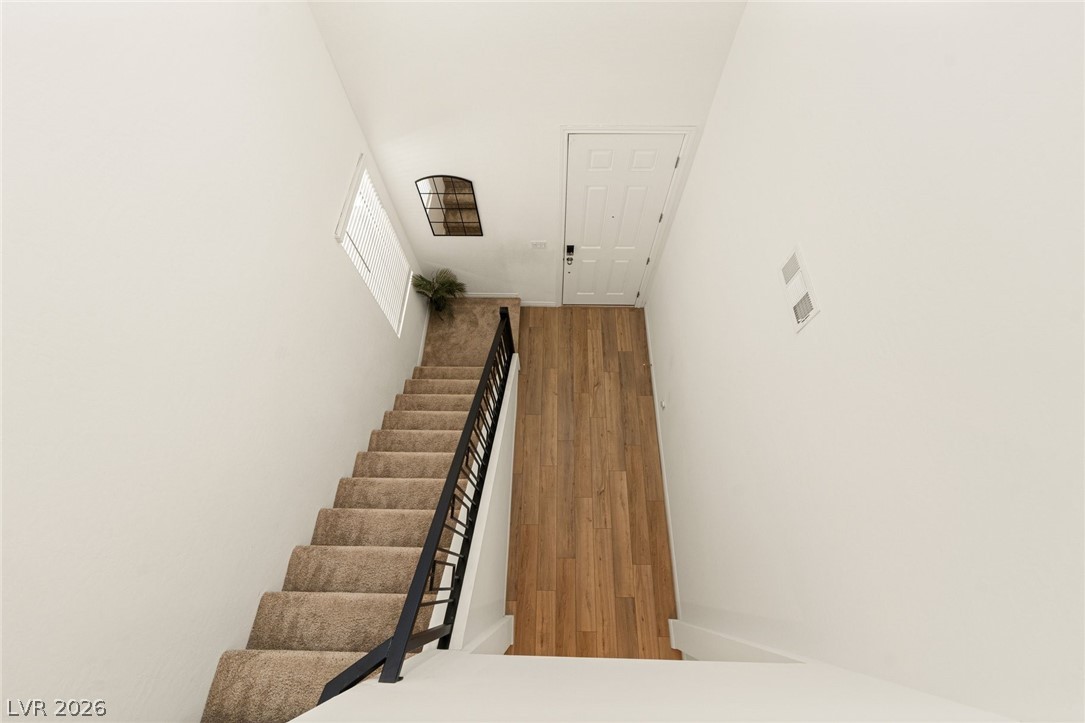 6844 Bayou Hollow Avenue Las Vegas NV 89156
