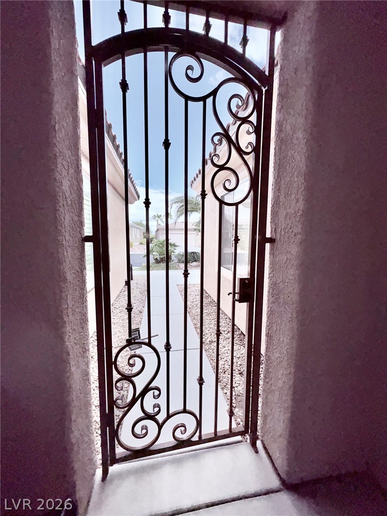 5105 Vincitor Street Las Vegas NV 89135