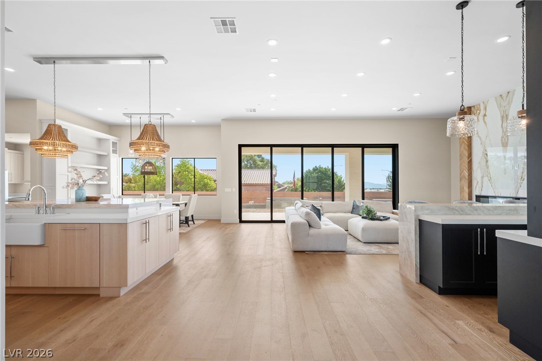 5624 North Dapple Gray Road Las Vegas NV 89149