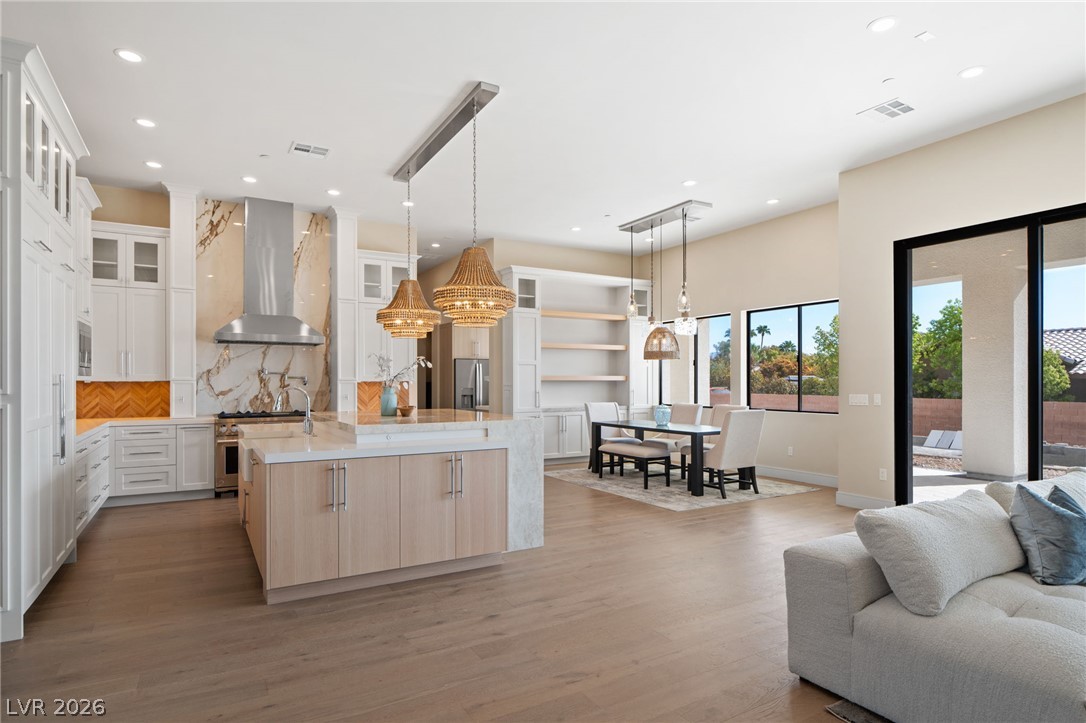 5624 North Dapple Gray Road Las Vegas NV 89149
