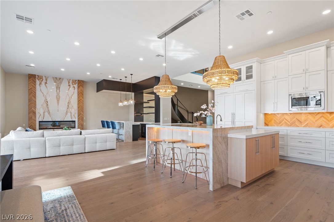 5624 North Dapple Gray Road Las Vegas NV 89149