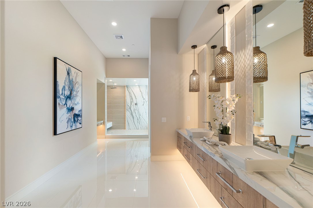 5624 North Dapple Gray Road Las Vegas NV 89149