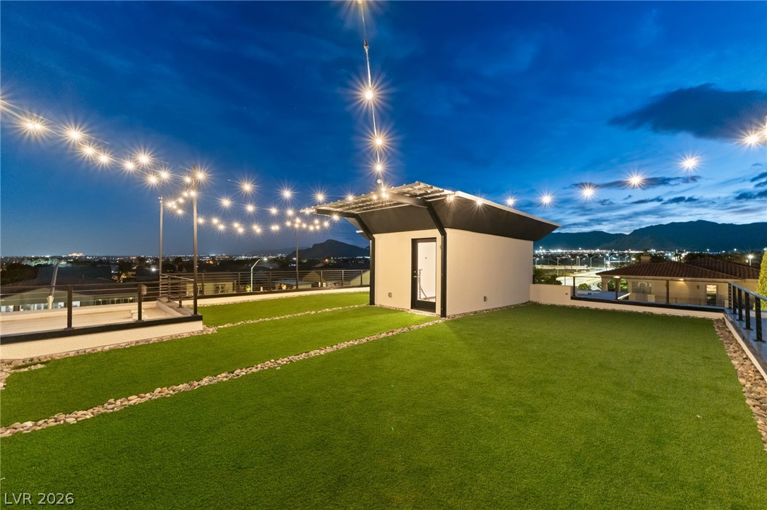 5624 North Dapple Gray Road Las Vegas NV 89149
