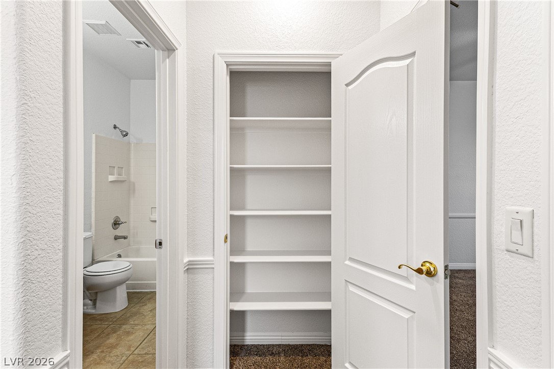 9144 Little Horse Avenue Las Vegas NV 89143