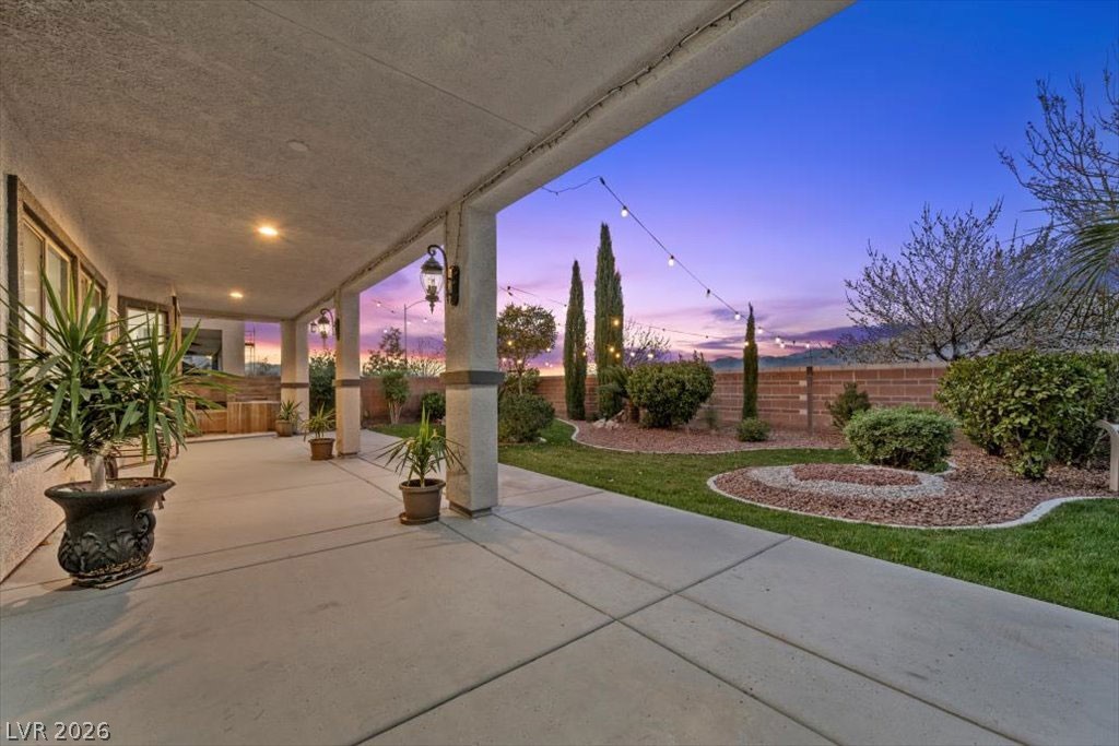 4104 Cathedral Falls Avenue North Las Vegas NV 89085