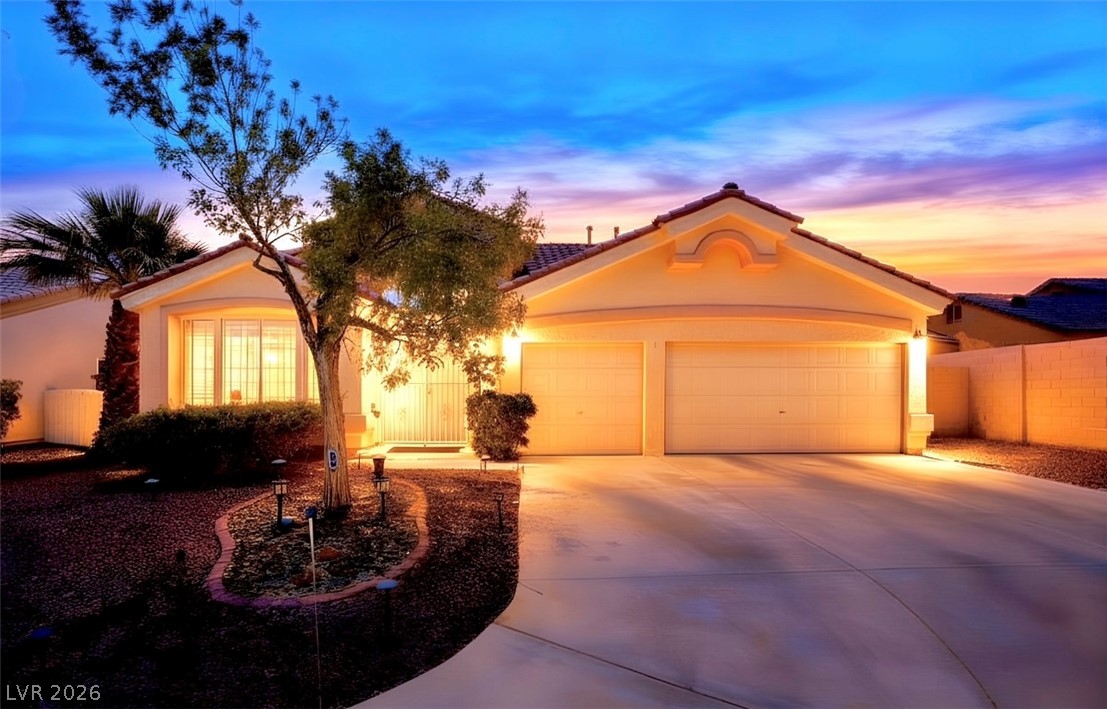 9195 Dawn Garden Las Vegas NV 89147