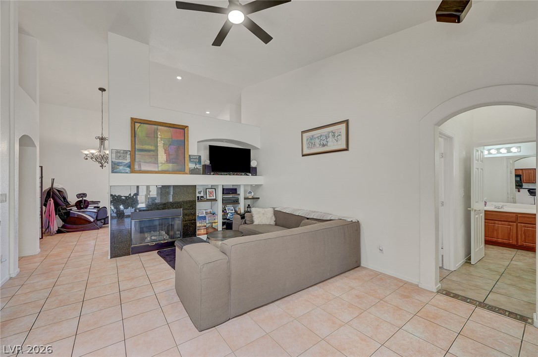 9195 Dawn Garden Las Vegas NV 89147