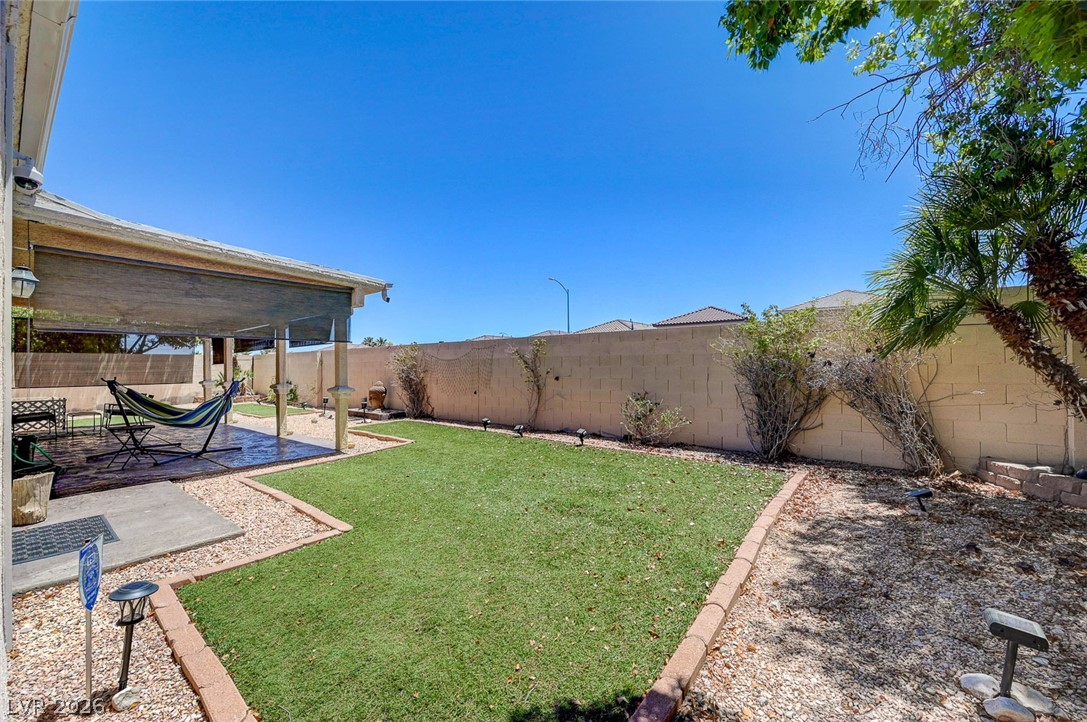 9195 Dawn Garden Las Vegas NV 89147