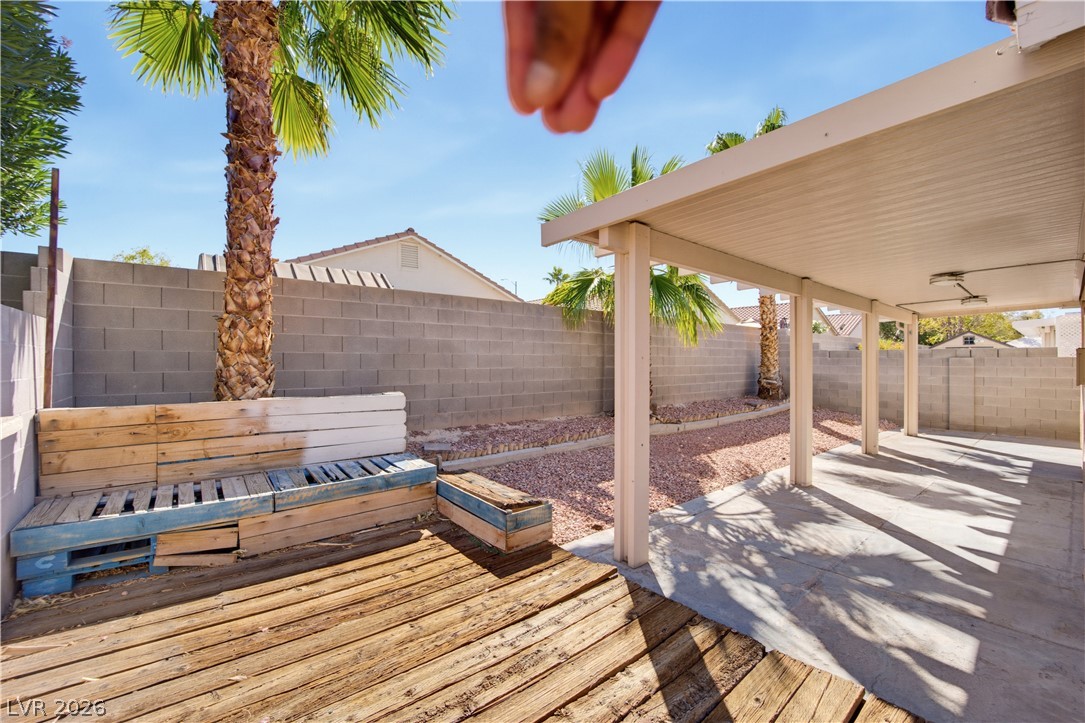 633 Roberta Alecia Avenue North Las Vegas NV 89031