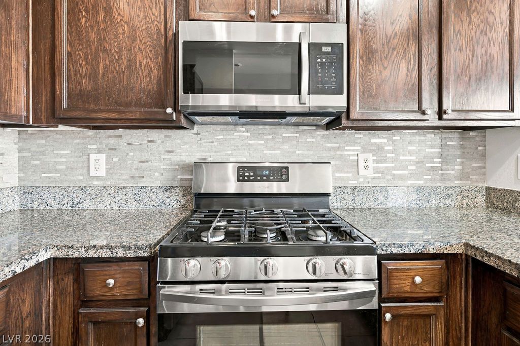 9452 Green Vineyard Avenue Las Vegas NV 89148