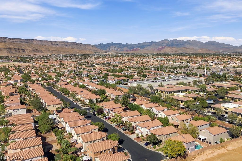 9452 Green Vineyard Avenue Las Vegas NV 89148