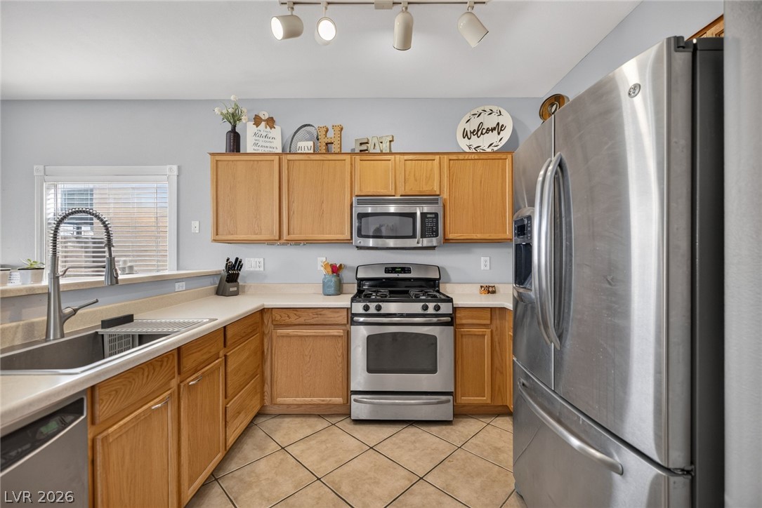 8842 Sacred Falls Avenue Las Vegas NV 89148