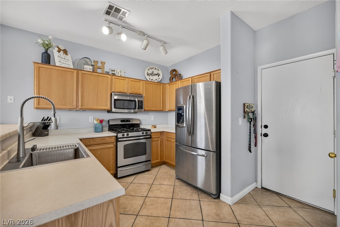 8842 Sacred Falls Avenue Las Vegas NV 89148