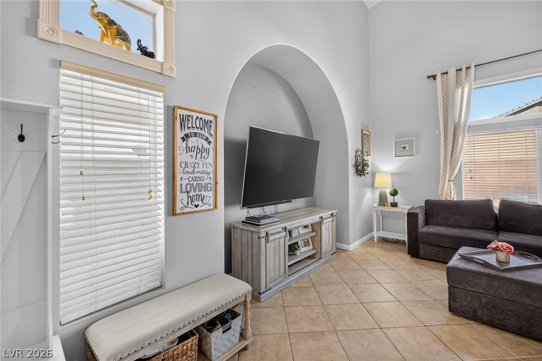 8842 Sacred Falls Avenue Las Vegas NV 89148