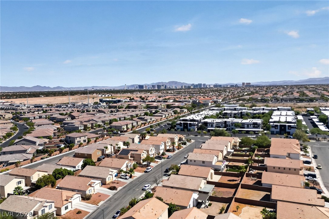 8842 Sacred Falls Avenue Las Vegas NV 89148
