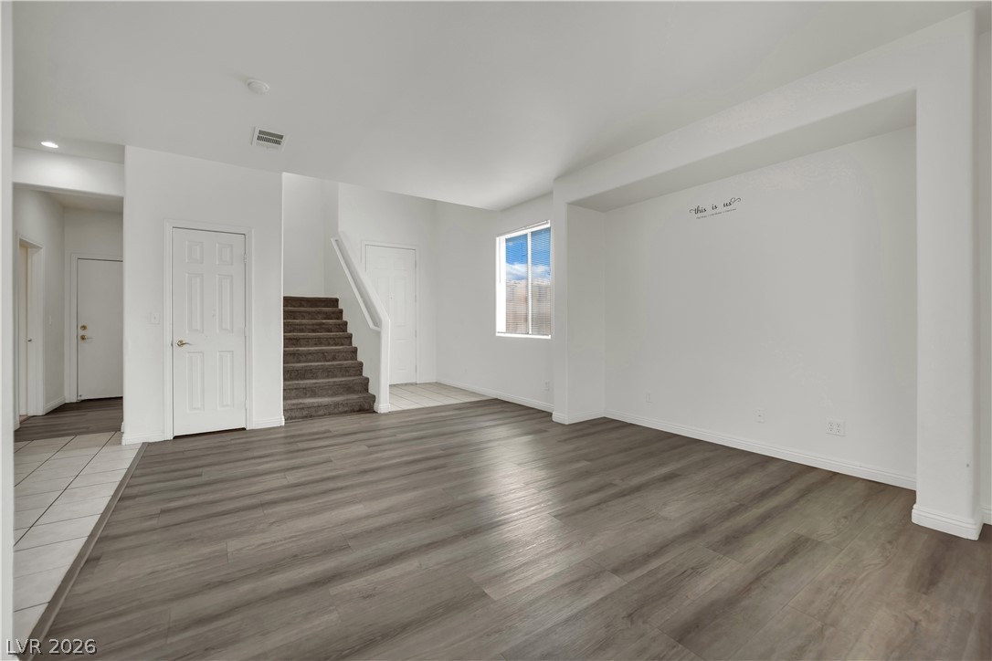 9018 Toast Avenue Las Vegas NV 89148