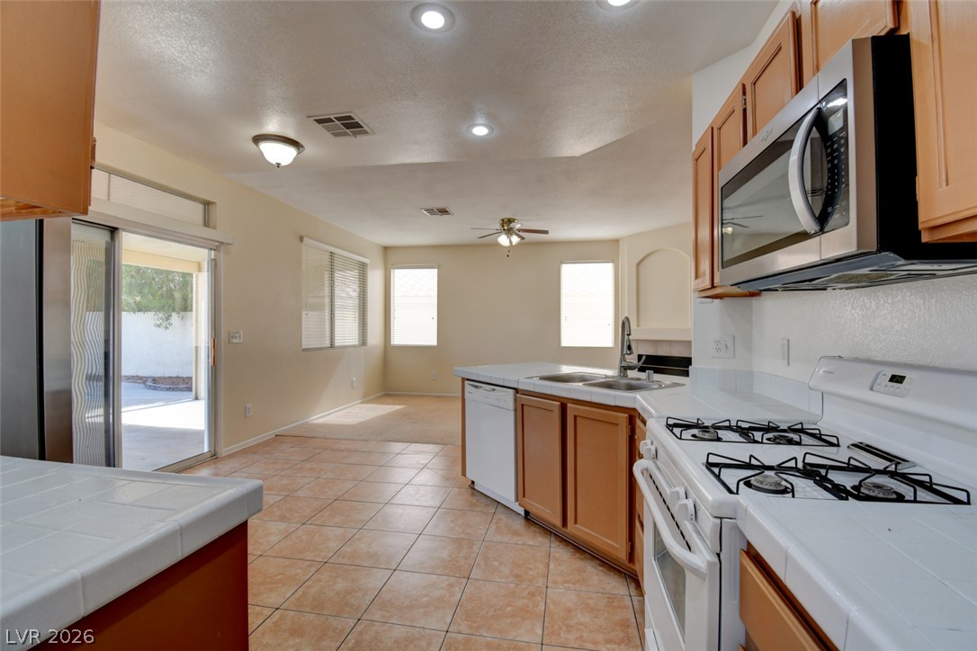 8040 Tailwind Avenue Las Vegas NV 89131
