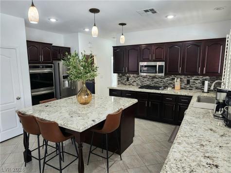 2743 Peekskill Avenue Henderson NV 89052
