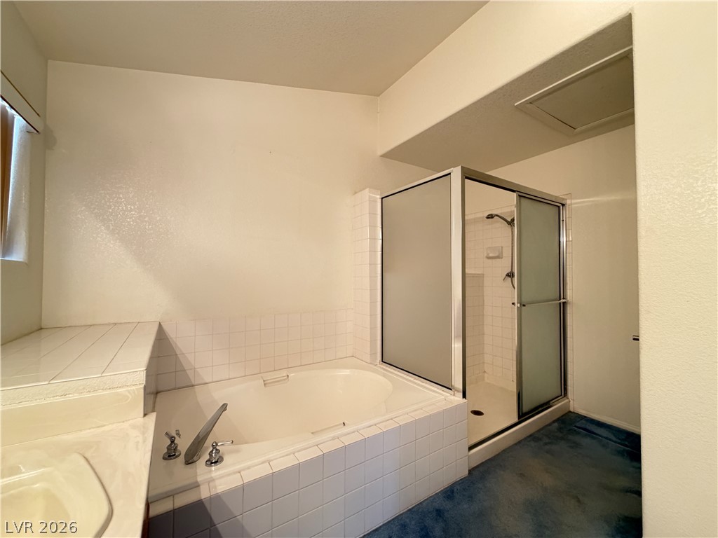 8852 Polo Bay Circle Las Vegas NV 89117