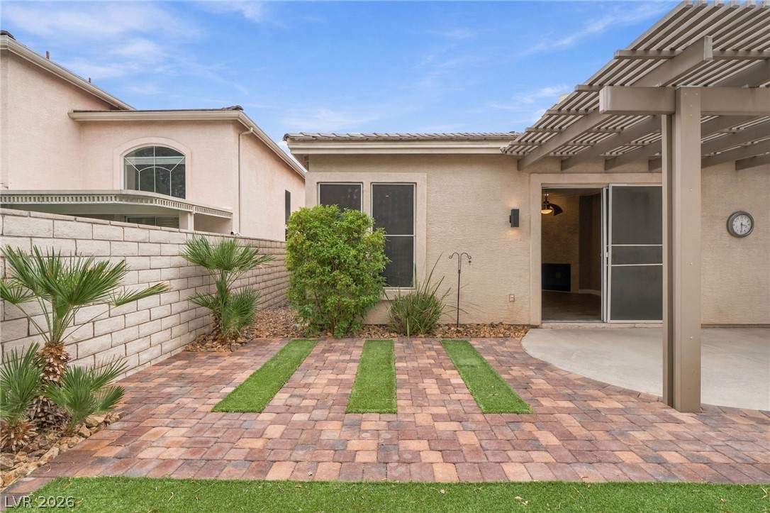 2514 Hacker Drive Henderson NV 89074