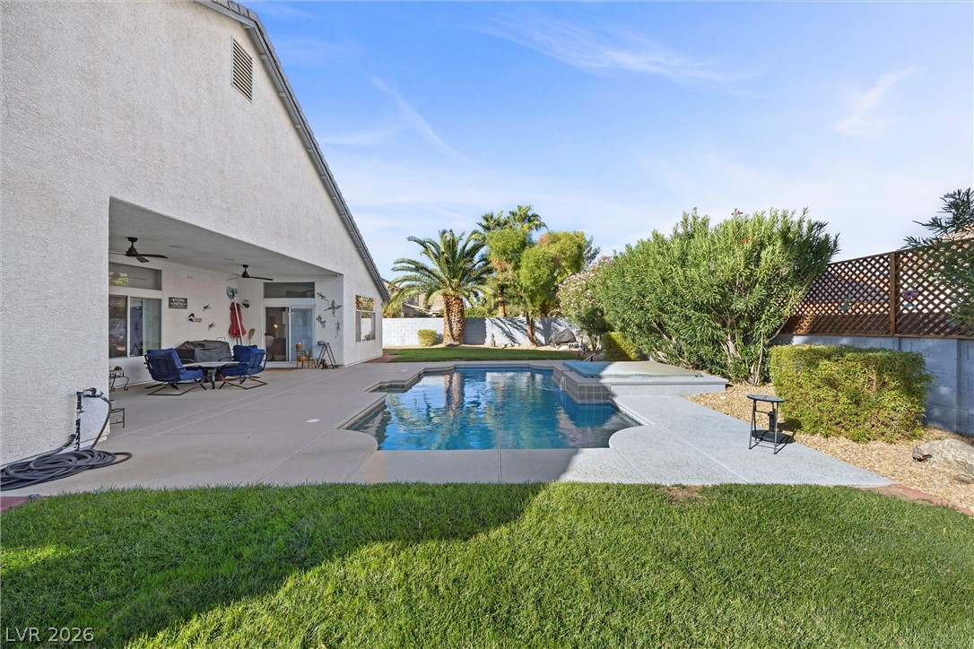 5562 Oakview Falls Court Las Vegas NV 89148