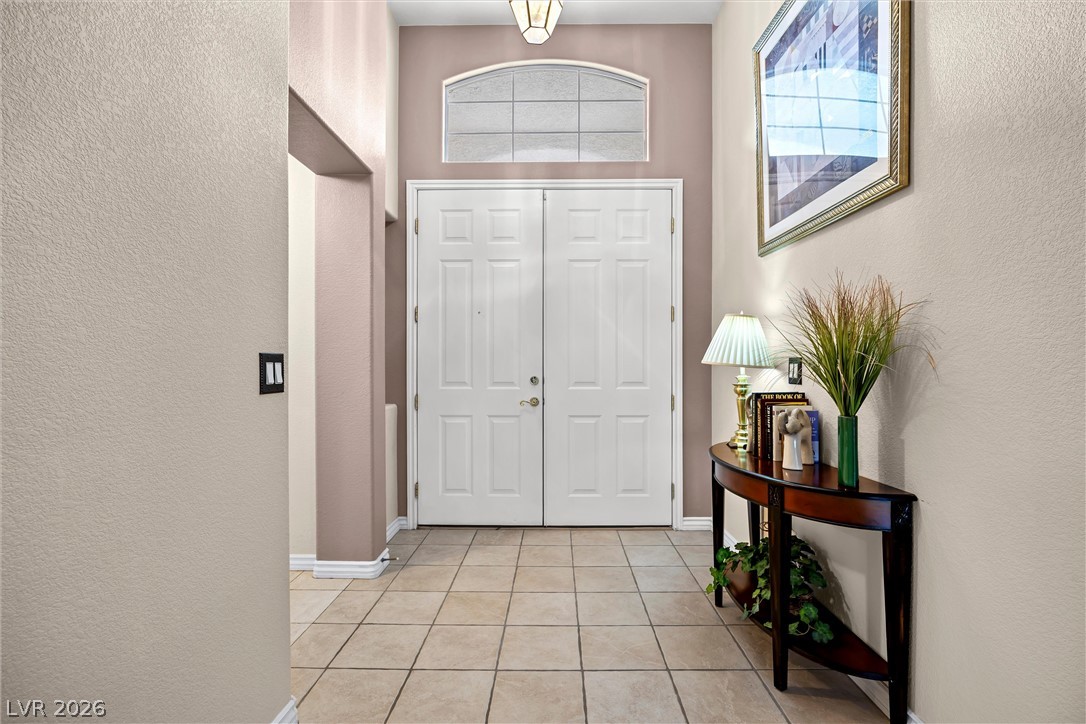 5562 Oakview Falls Court Las Vegas NV 89148
