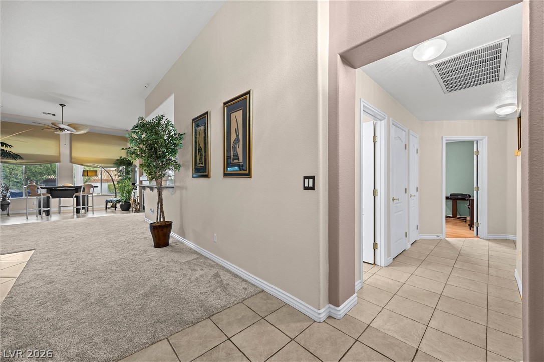 5562 Oakview Falls Court Las Vegas NV 89148