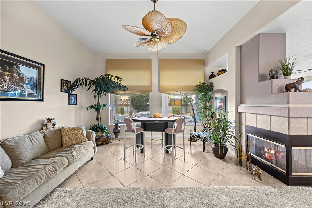 5562 Oakview Falls Court Las Vegas NV 89148