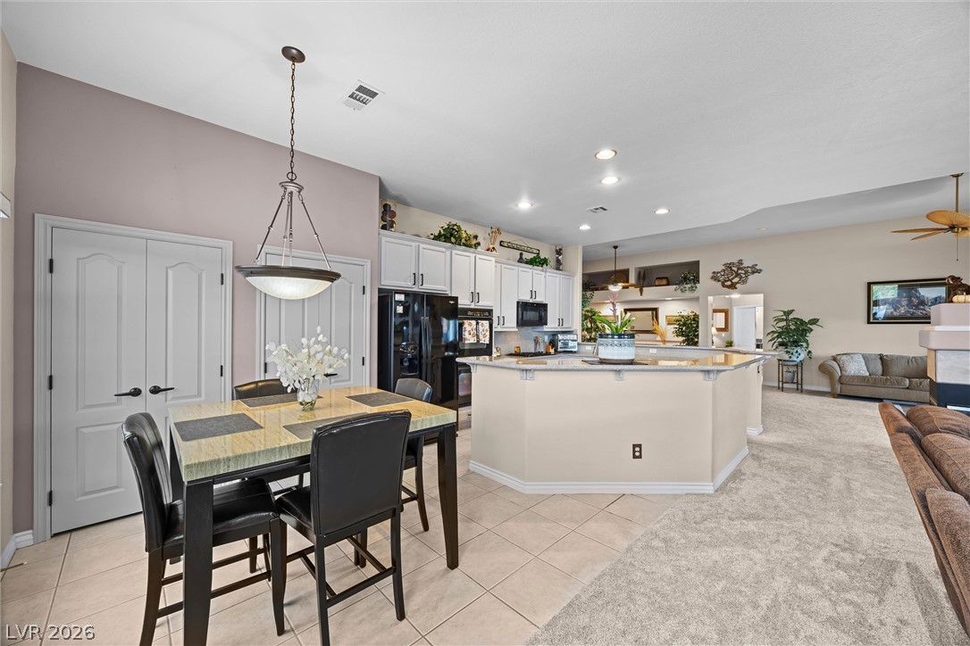 5562 Oakview Falls Court Las Vegas NV 89148