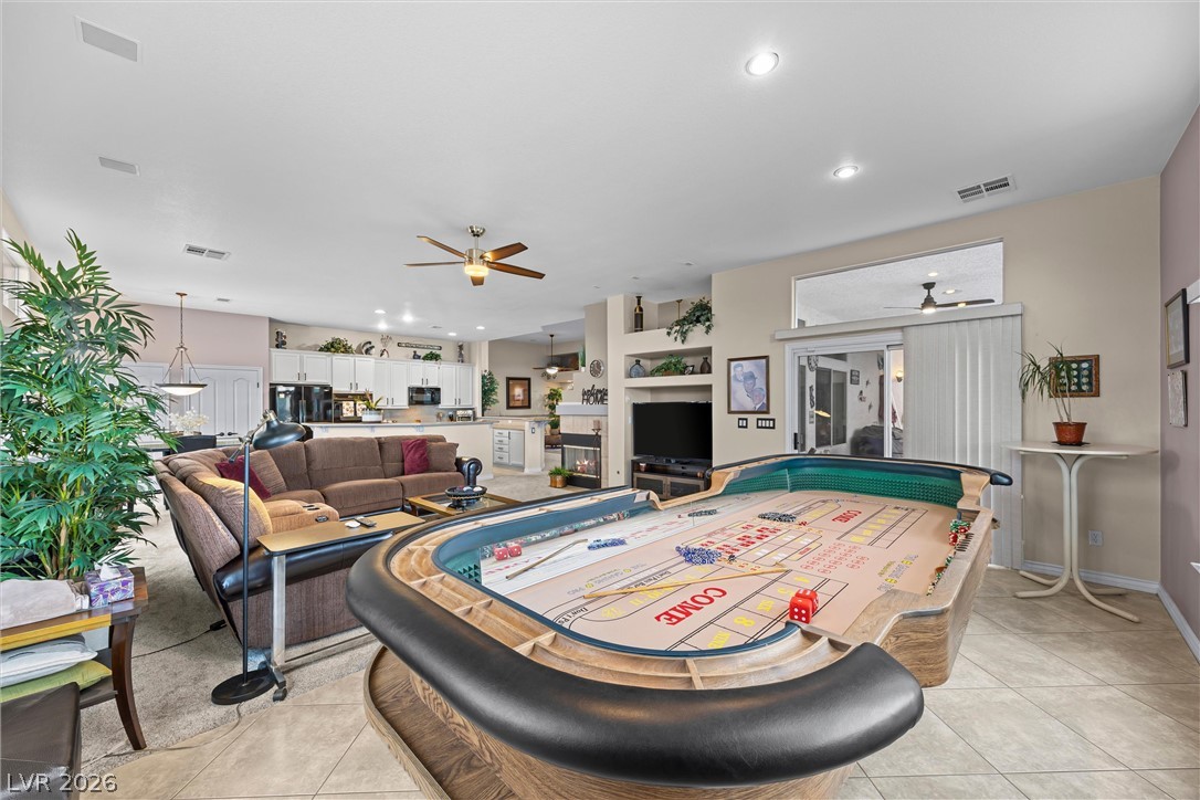 5562 Oakview Falls Court Las Vegas NV 89148