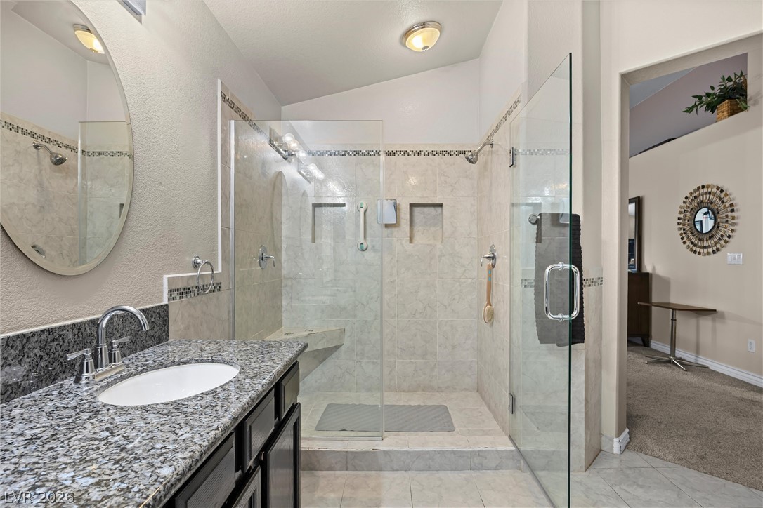 5562 Oakview Falls Court Las Vegas NV 89148