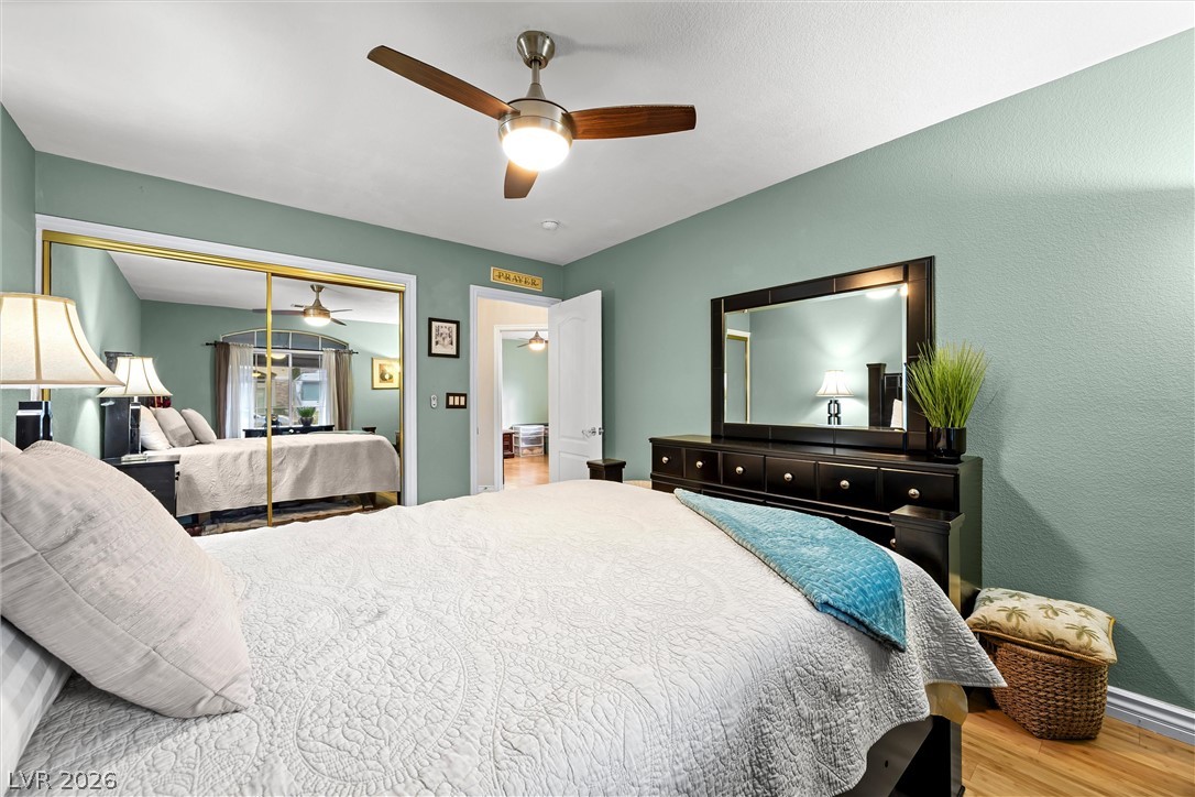 5562 Oakview Falls Court Las Vegas NV 89148