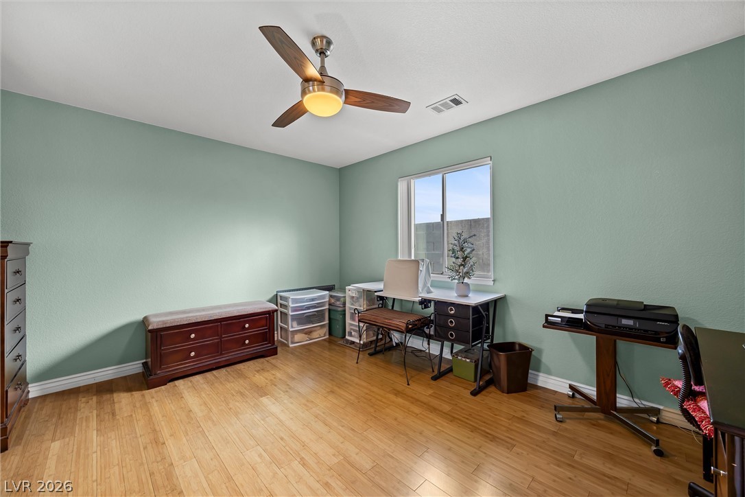 5562 Oakview Falls Court Las Vegas NV 89148