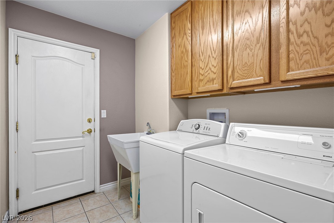 5562 Oakview Falls Court Las Vegas NV 89148