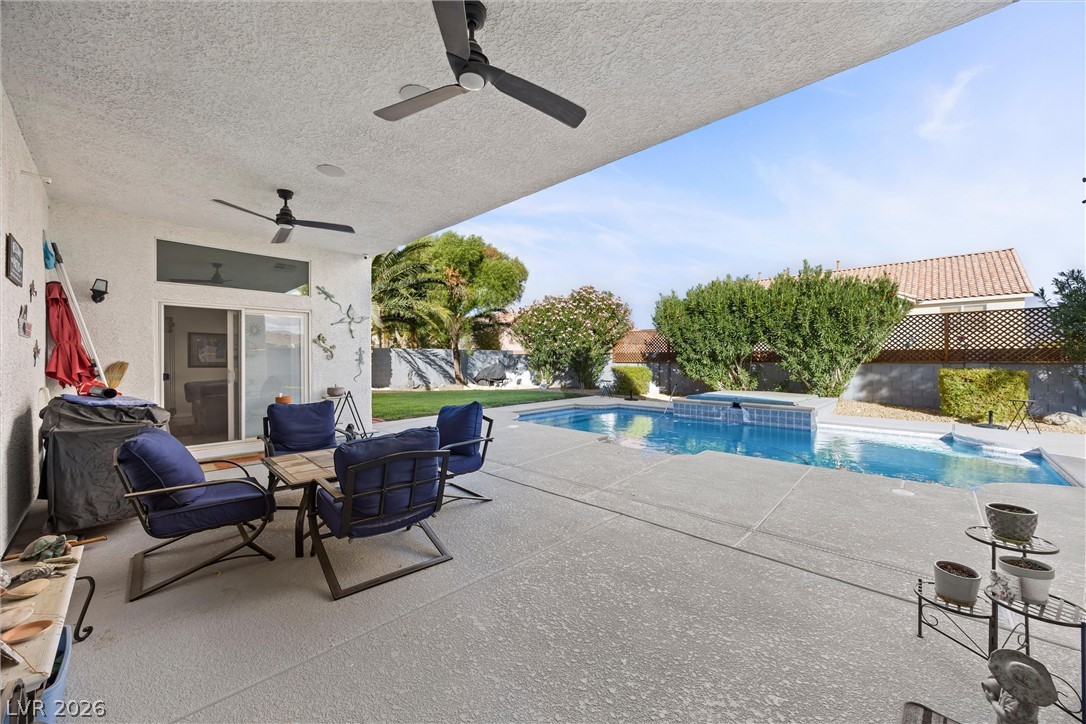 5562 Oakview Falls Court Las Vegas NV 89148