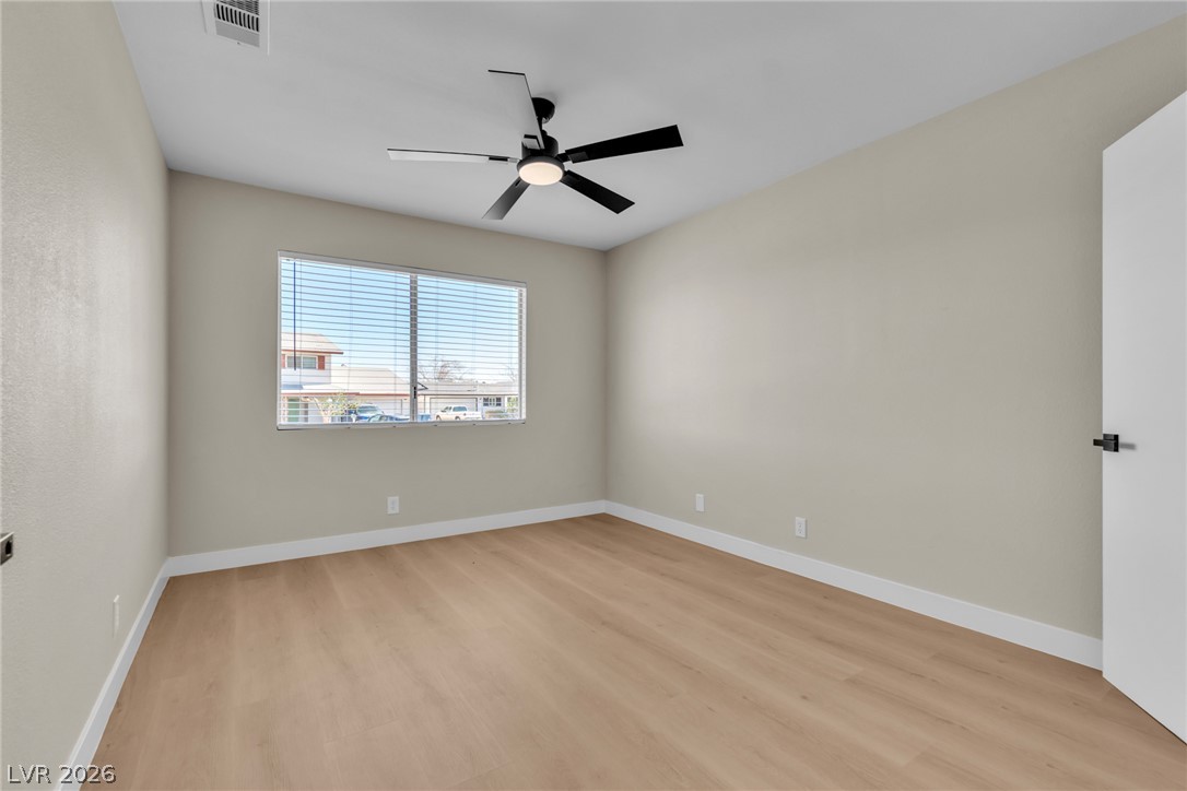 324 Lakehurst Road Las Vegas NV 89145