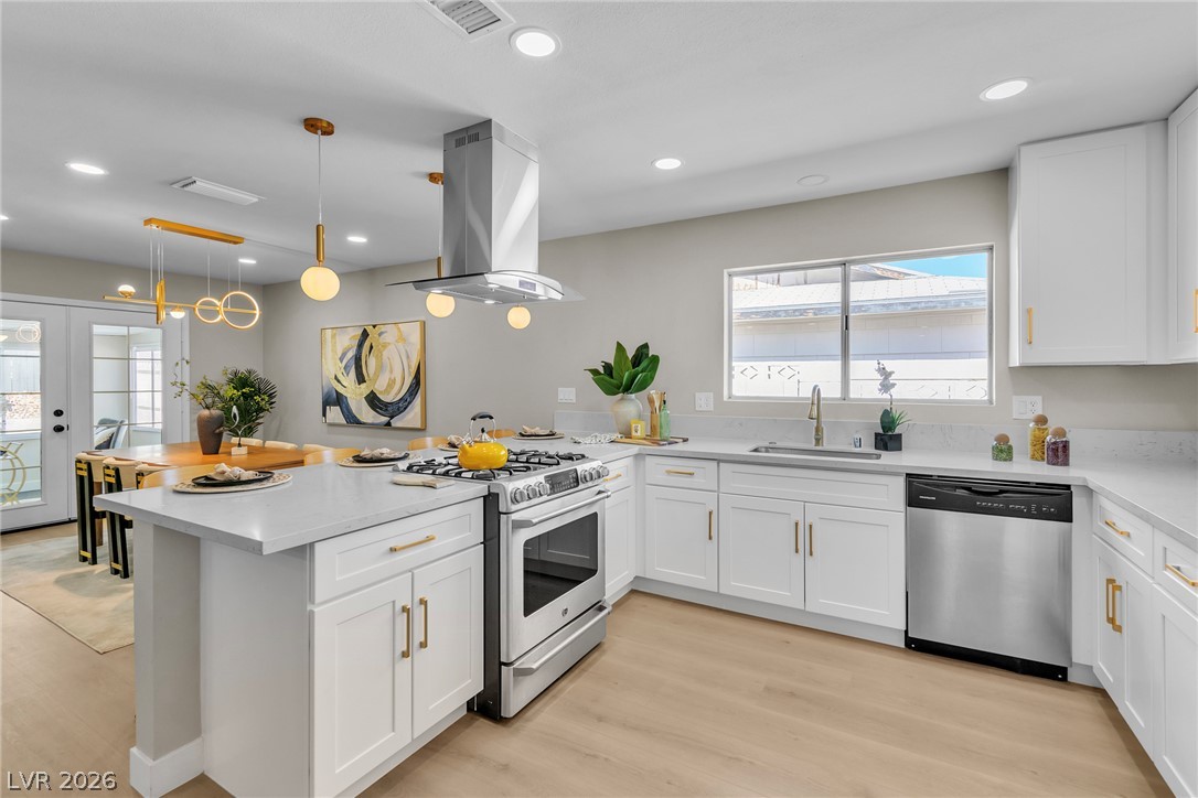 324 Lakehurst Road Las Vegas NV 89145