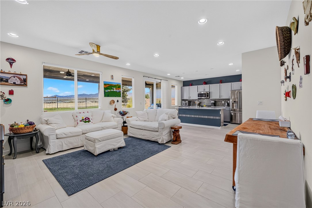 4592 East Clear Meadow Avenue Pahrump NV 89061