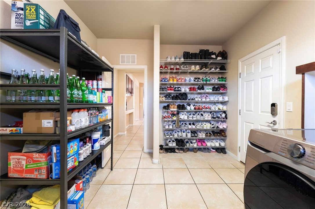 9918 Baystone Street Las Vegas NV 89141
