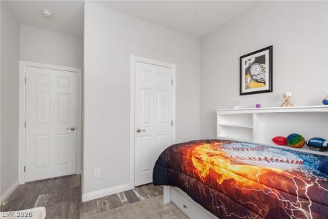 8465 Spirit Vale Avenue Las Vegas NV 89117