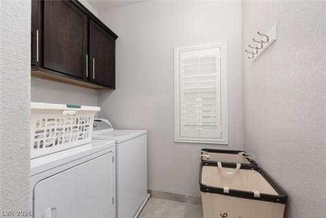 8465 Spirit Vale Avenue Las Vegas NV 89117