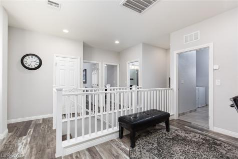 8465 Spirit Vale Avenue Las Vegas NV 89117